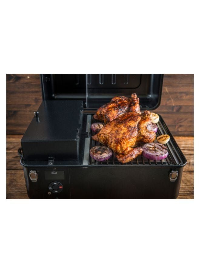 شواية حبيبات الخشب من Traeger Ranger