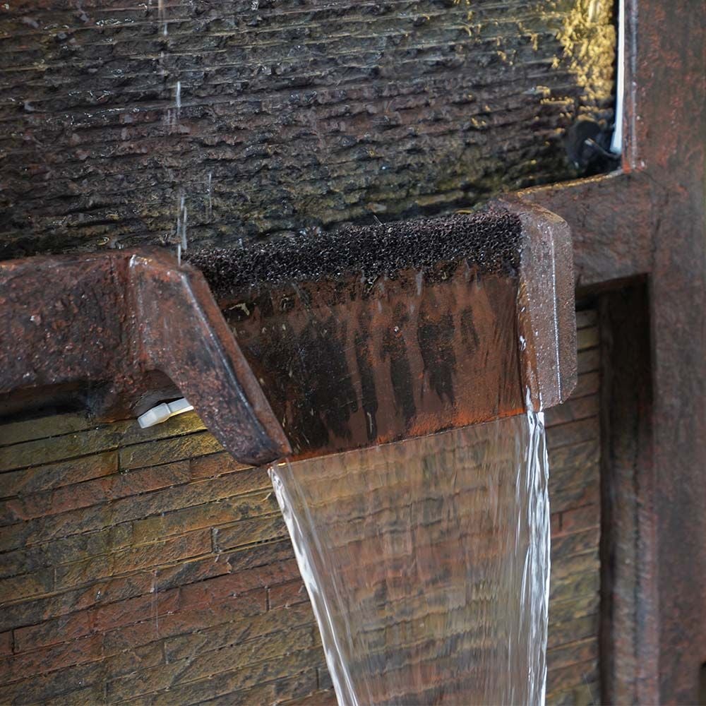 Angel Falls Fountain – With Light