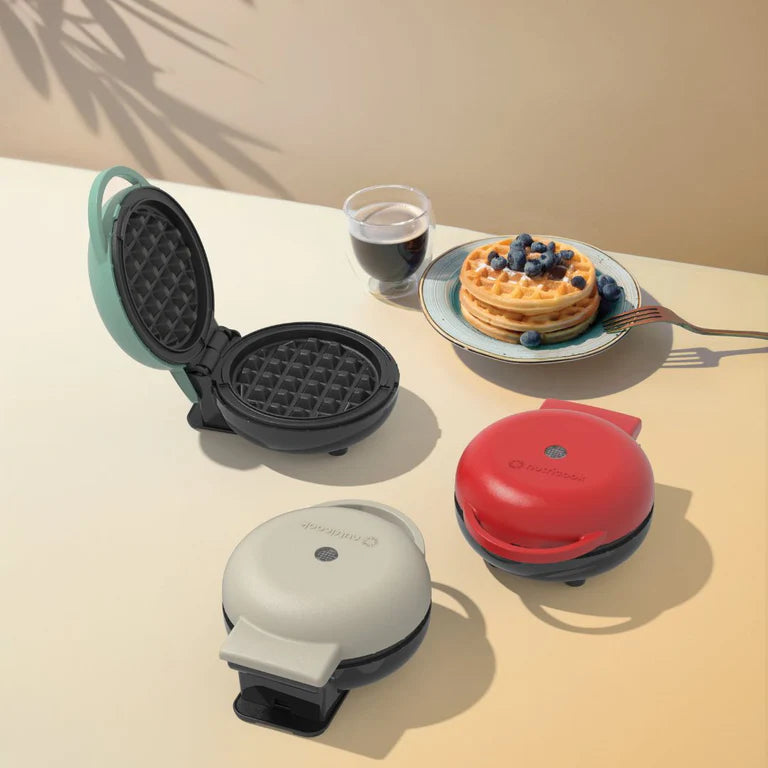 Nutricook Mini Waffle Maker Beige