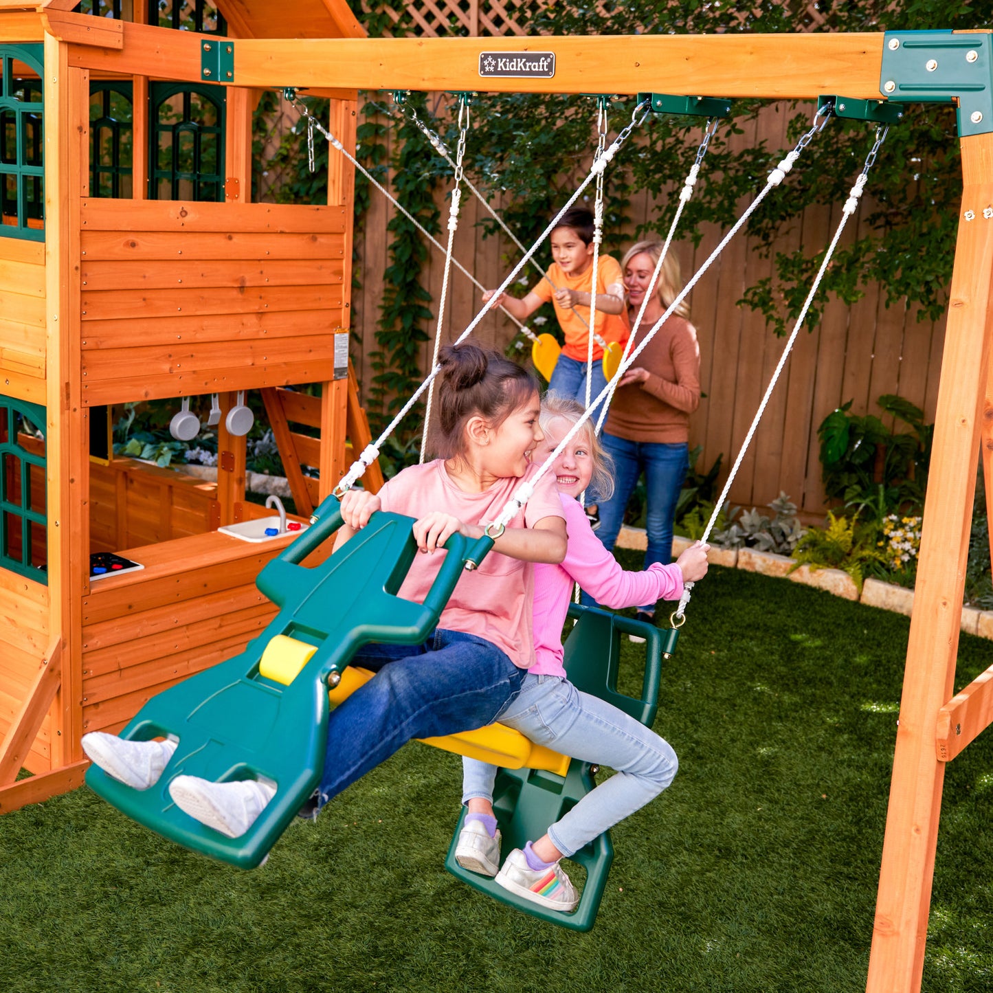 Kidkraft Falcon Ridge Swing Set