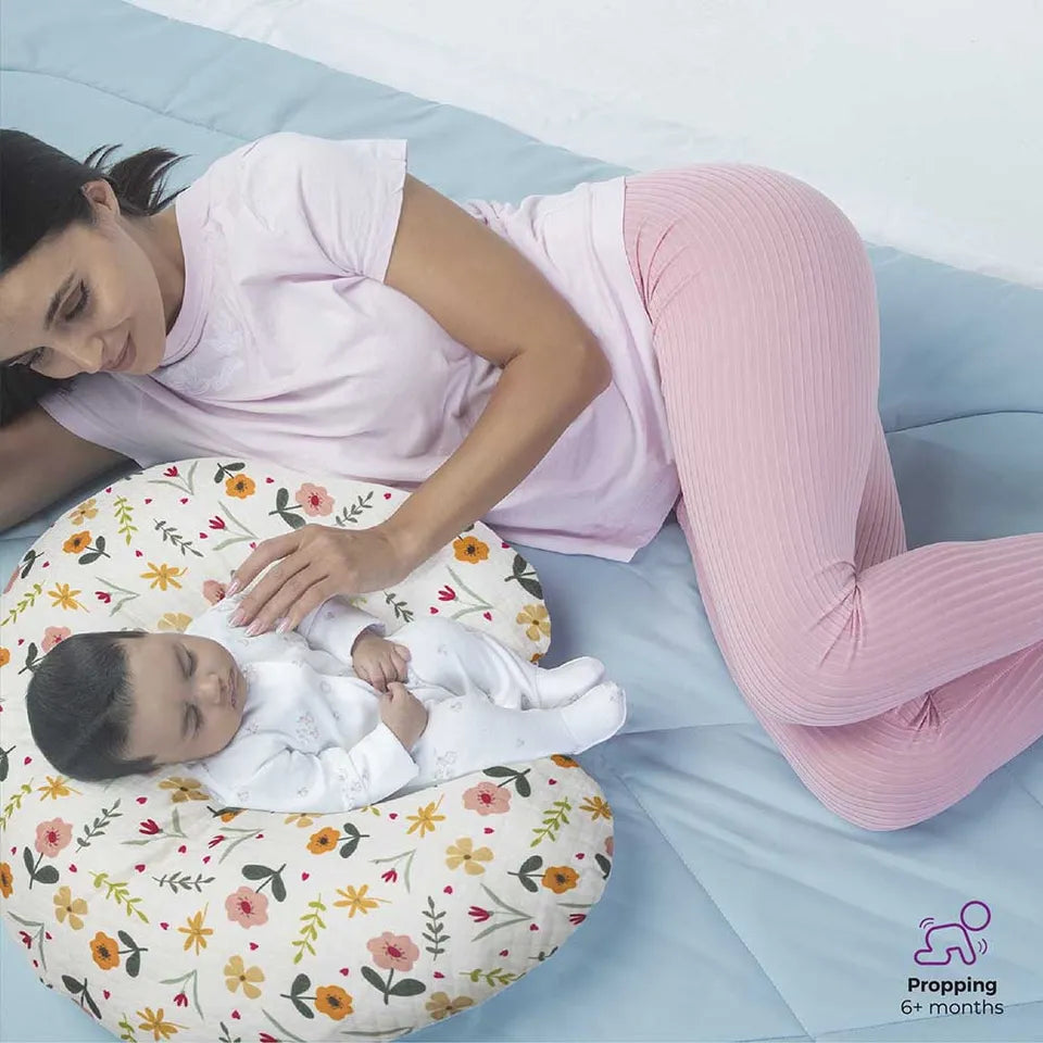Moon - Portable Breast Feeding Pillow With Zippered Cover - Flowers