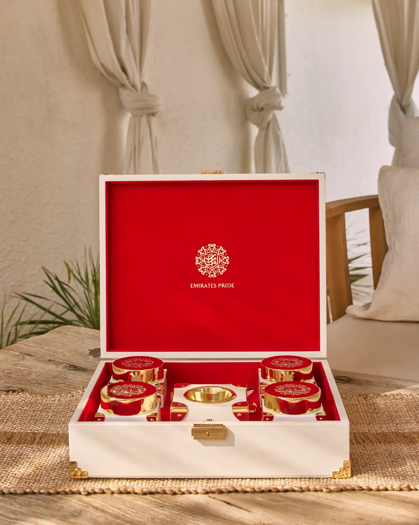 Emirates Pride Dakhoon Set