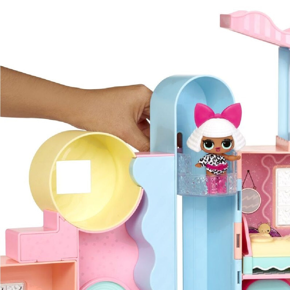 LOL Surprise Squish Sand Magic House with Tot