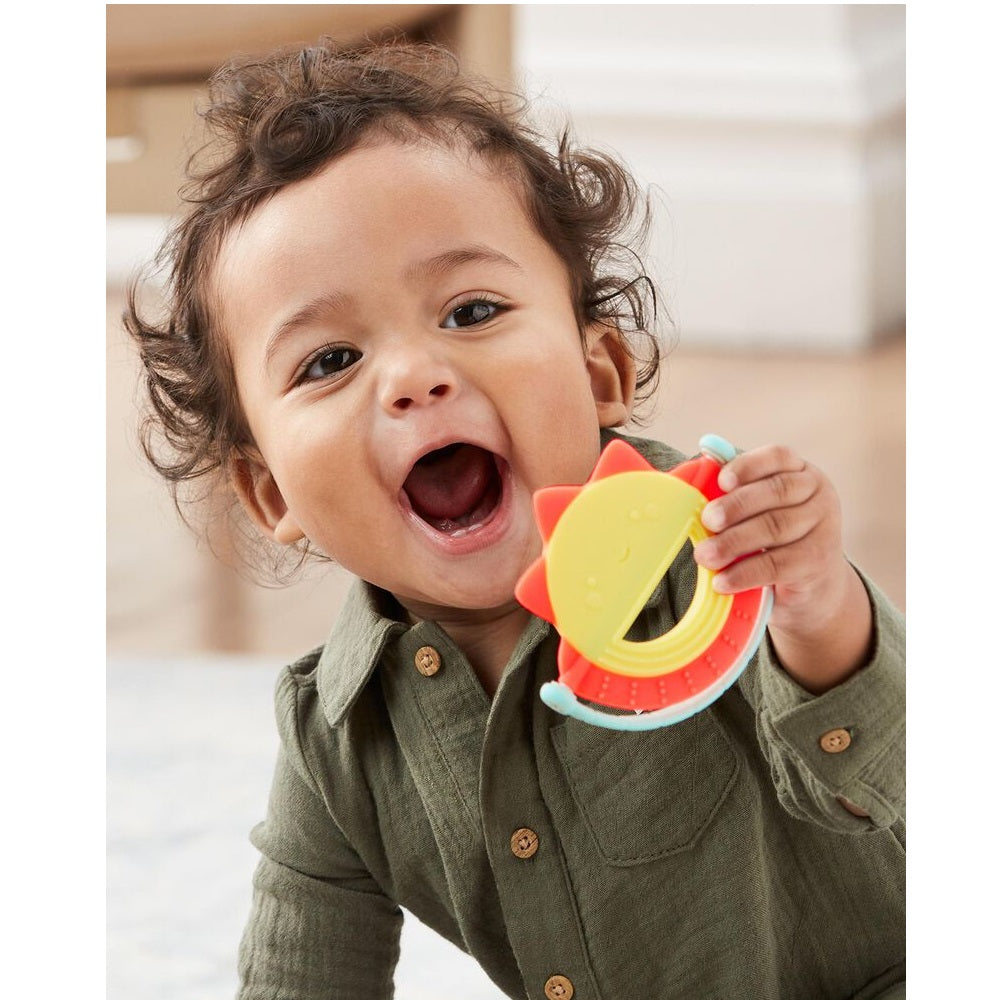 Skip Hop - Silver Lining Cloud Teethe & Play Toy - Sun