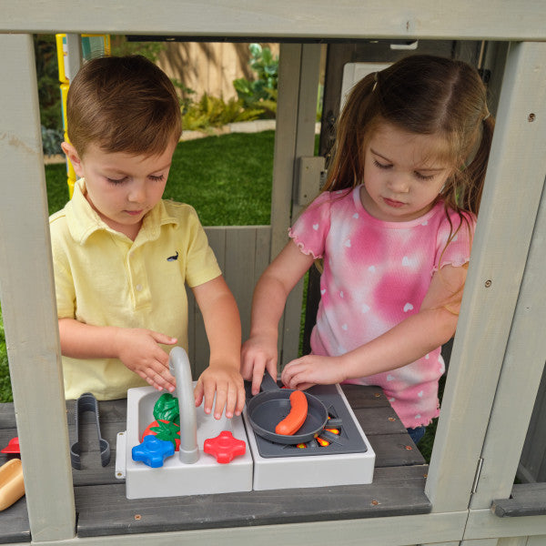 Kidkraft Patio Party Playhouse