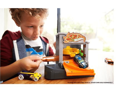 Hot Wheels City Downtown Pizza Toss Playset GFY68 - Multicolor