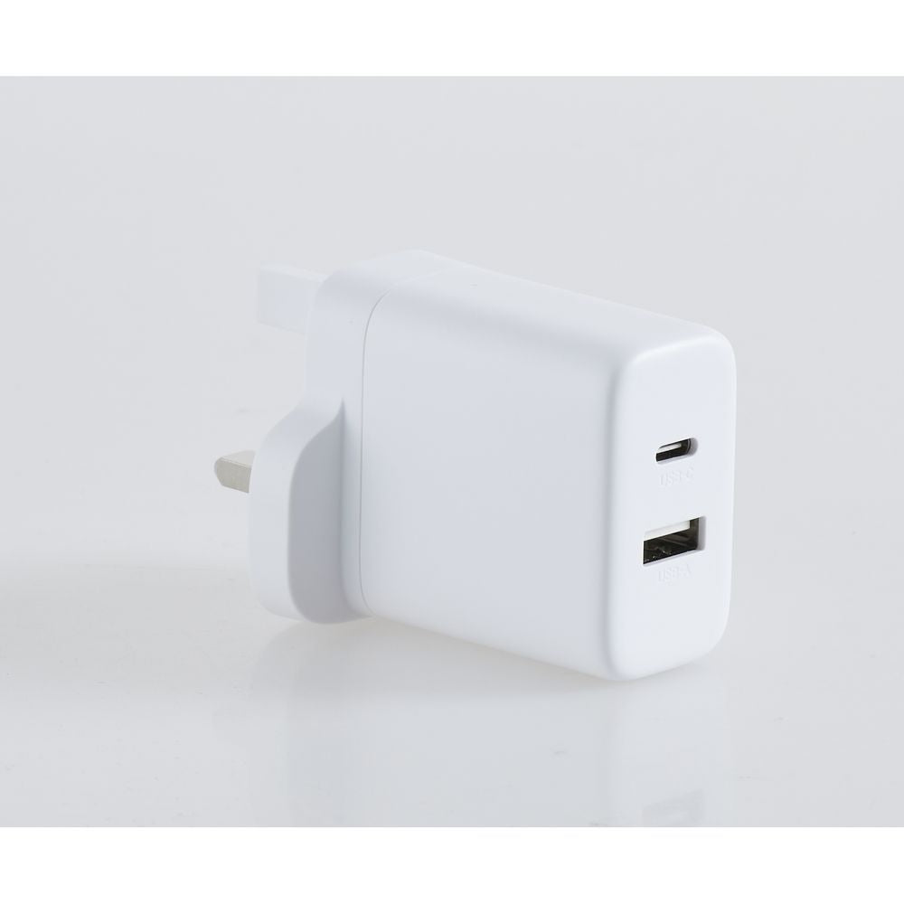 UGreen 20W Dual Fast Charger USB-C 20W + USB-A 18W (UK) - White