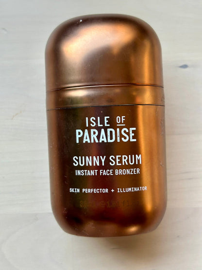 Isle of Paradise Sunny Serum 30ml