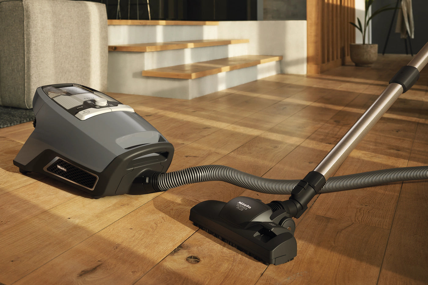 Miele Blizzard CX1 PowerLine Vacuum Cleaner