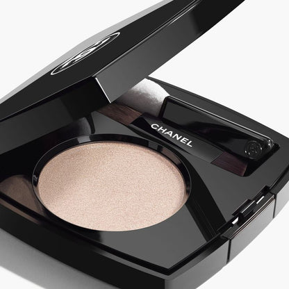 Chanel Ombre Essentielle Multi-Use Longwearing Eyeshadow
