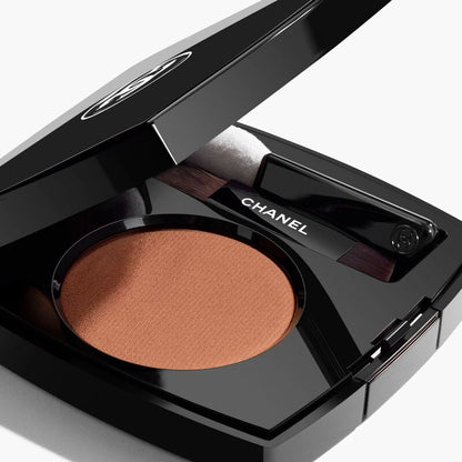 Chanel Ombre Essentielle Multi-Use Longwearing Eyeshadow