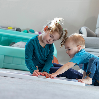 Step2 2 in 1 Toy Box and Art Lid - Mint