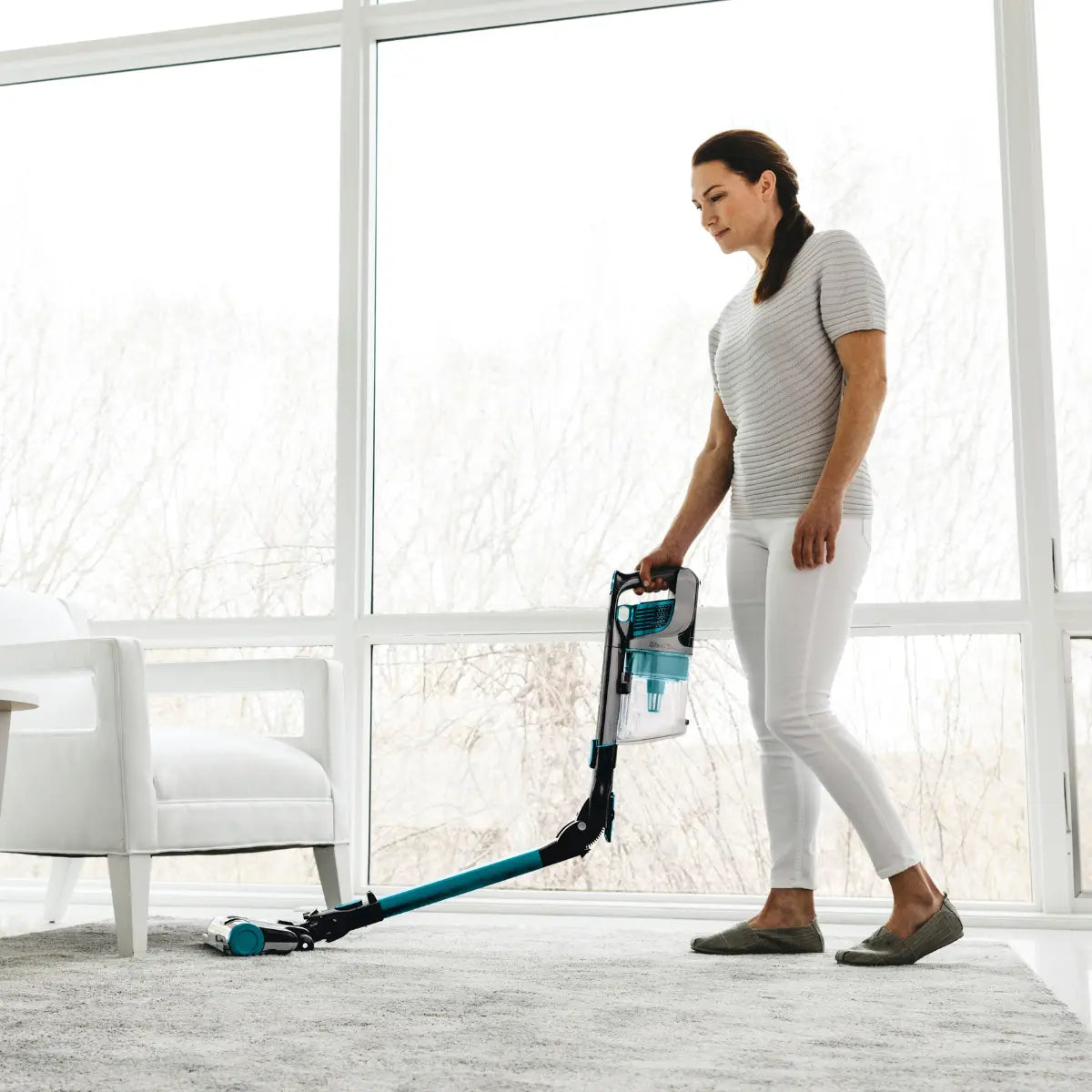 Shark Anti Hair Wrap Cordless Stick Vacuum Cleaner IZ102ME - Black/Peacock Blue