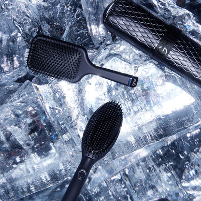 GHD Glide Smoothing Hot Brush Giftset