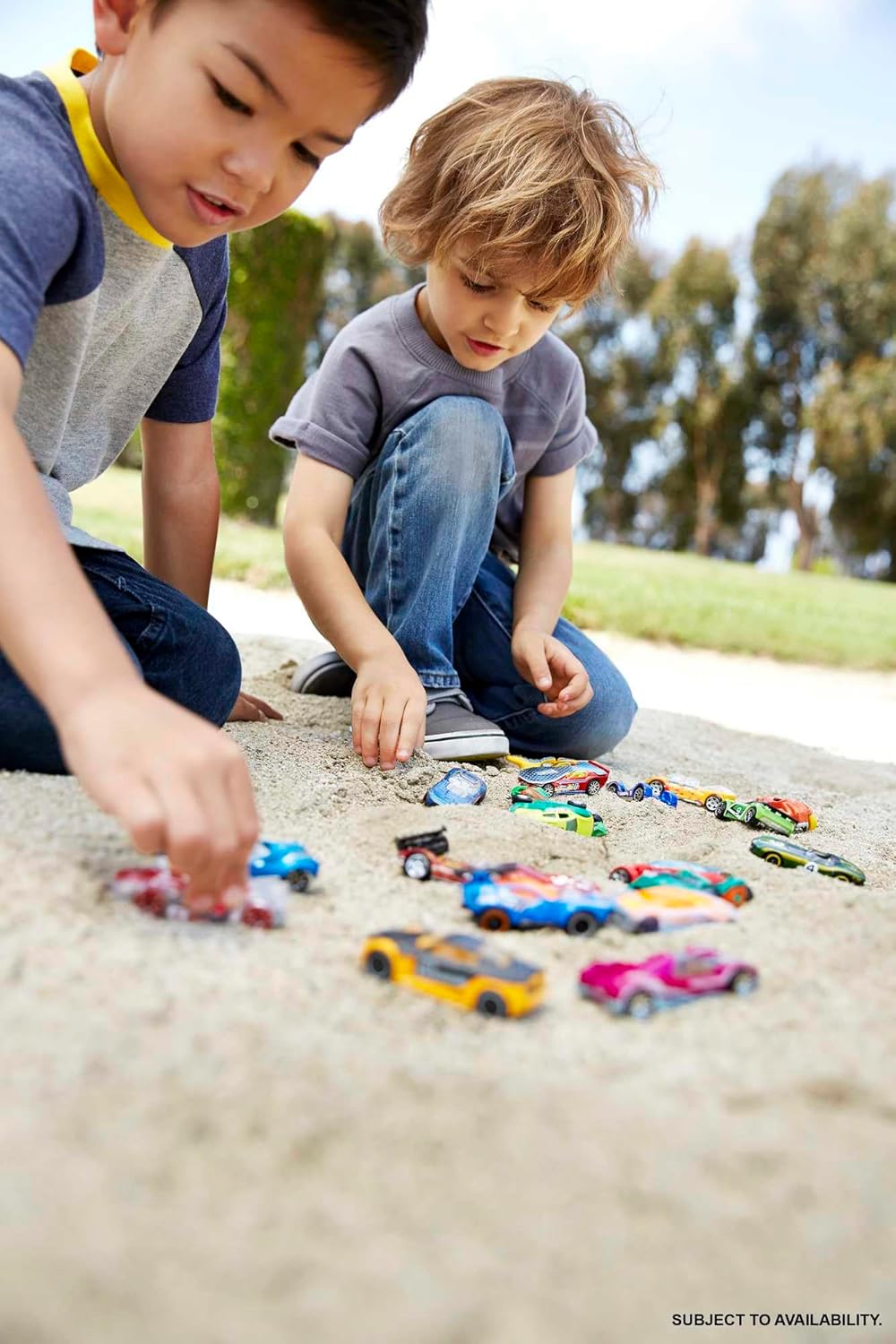 Hot Wheels City Basic Cars Track Trucks - 1 Assorted Cars