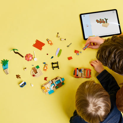 LEGO Bluey: Bluey’s Beach & Family Car Trip