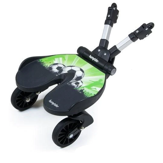 حامل راكبي الدراجات على متن الطائرة وكرة القدم