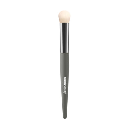 Huda Beauty Undereye Buff Brush (21g)