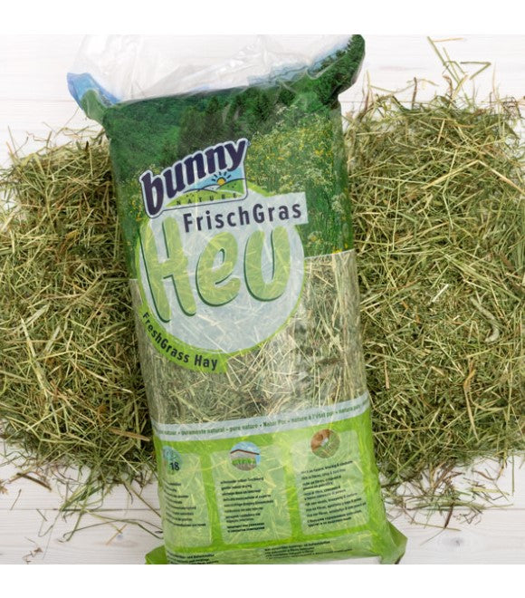 Bunny Nature FreshGrass Hay Pure Nature Single food for Rabbits & Rodents 3kg