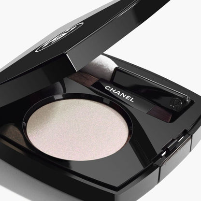 Chanel Ombre Essentielle Top Coat Multi-Use Eye Top Coat 2.2g