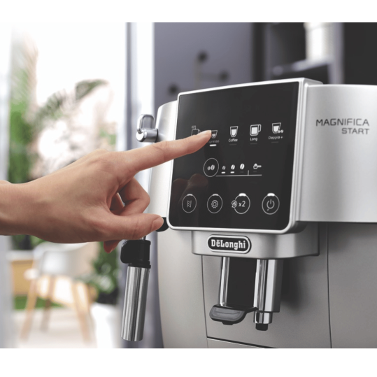 De' Longhi Magnifica S Smart Automatic Coffee Machine - Silver Black