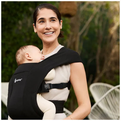 Ergobaby Embrace