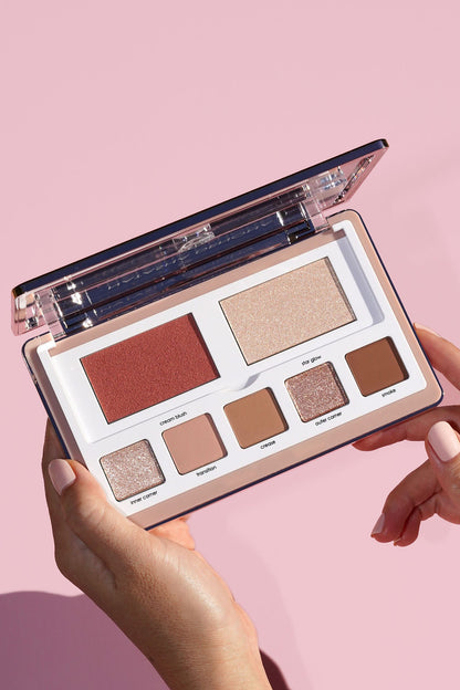 Natasha Denona glam face palette - Light