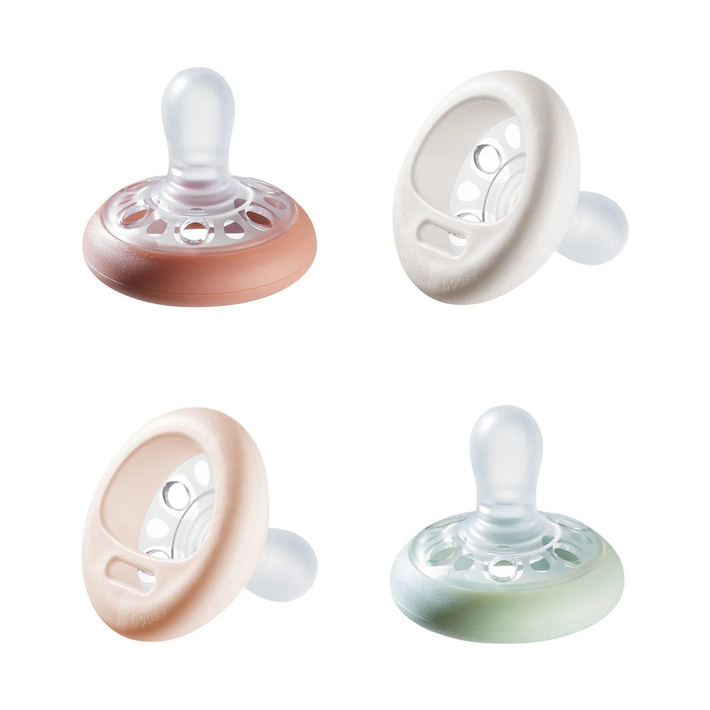 Tommee Tippee - Breast-Like Soother, Skin-Like Texture, Symmetrical Orthodontic Design, BPA-Free, 0-6m, Pack of 4 - Girl