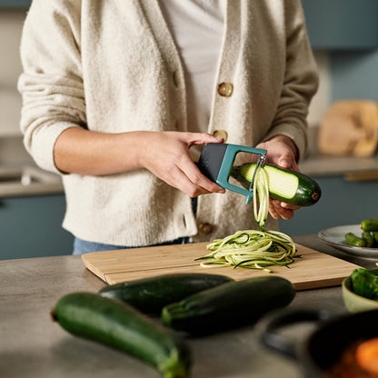 Joseph Joseph Duo Julienne Peeler