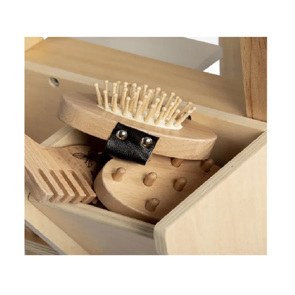 مجموعة من 8 أدوات للعناية بالخيول من إنتاج أستروب