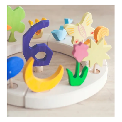 تمثال زخرفي من مجموعة جريمز، البيت الأزرق