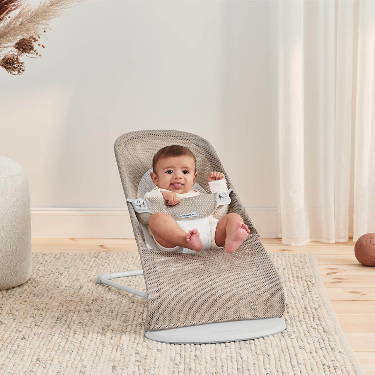 BabyBjorn Bouncer Balance Soft, Mesh, Grey Beige / White