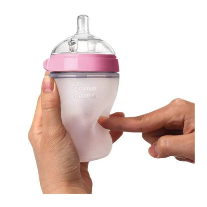 Comotomo Natural Feel Baby Feeding Bottle - Pink & White, 250 ml
