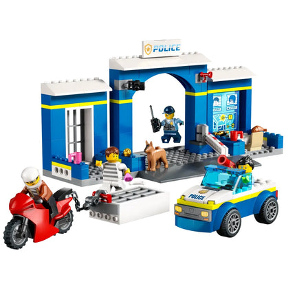 LEGO® City Police Station Chase