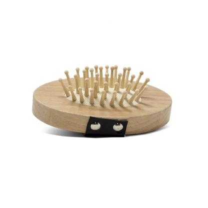 مجموعة من 8 أدوات للعناية بالخيول من إنتاج أستروب