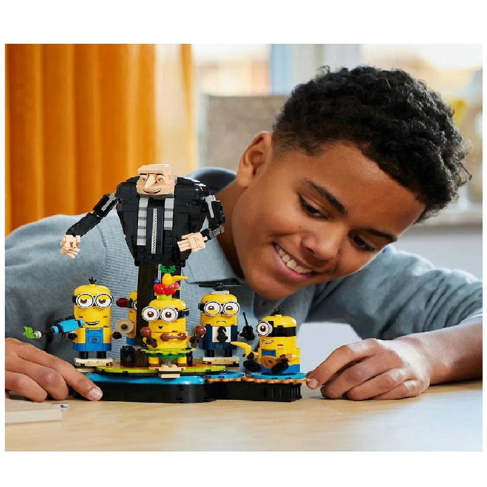 LEGO 75582 Brick-Built Gru and Minions