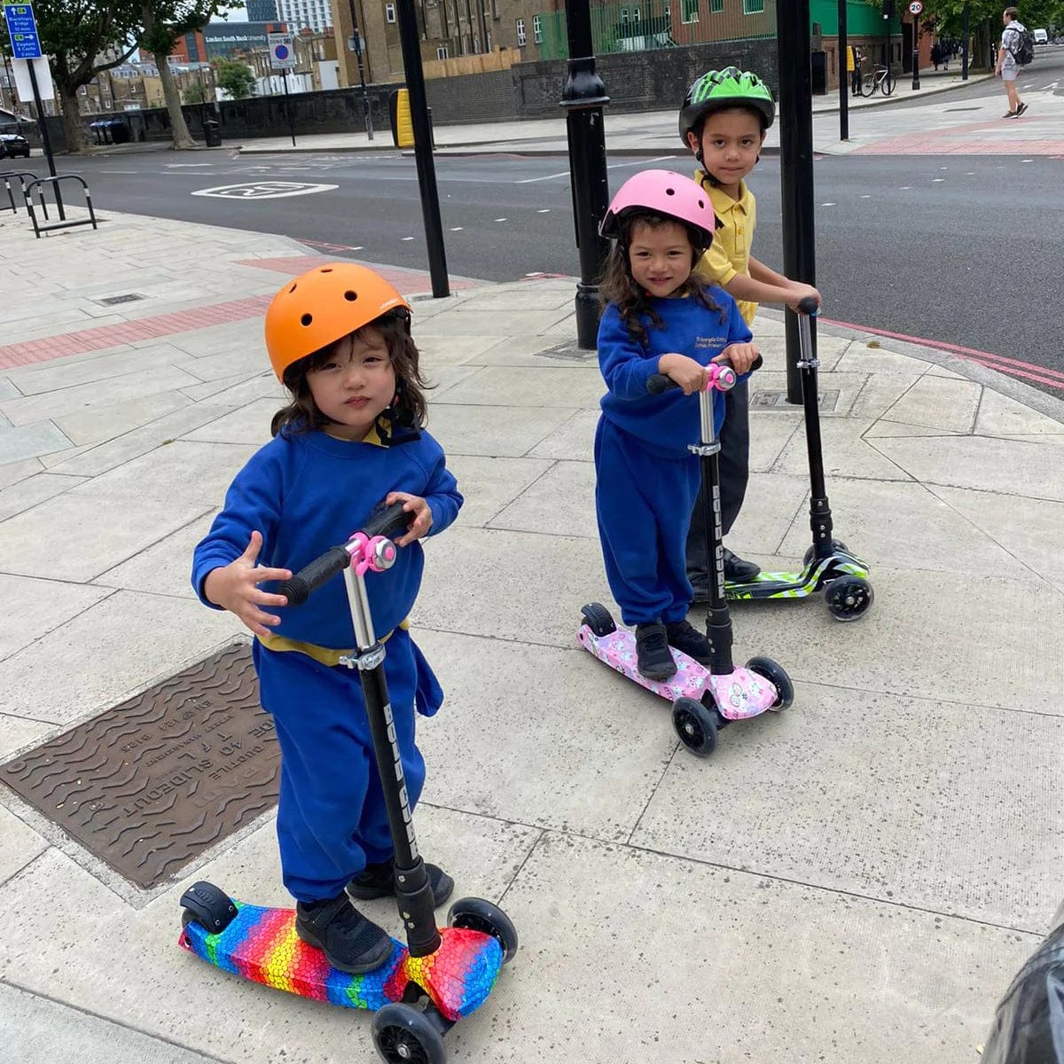 BoldCube Toys BoldCube 3 Wheel Scooter Big Fold - Swift Green