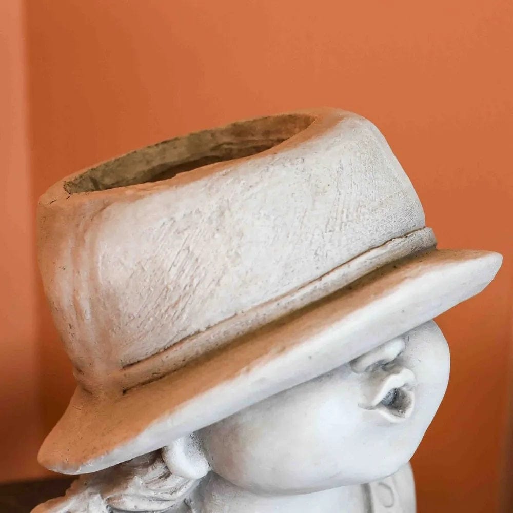 Danube Home & Kitchen Girl Figurine