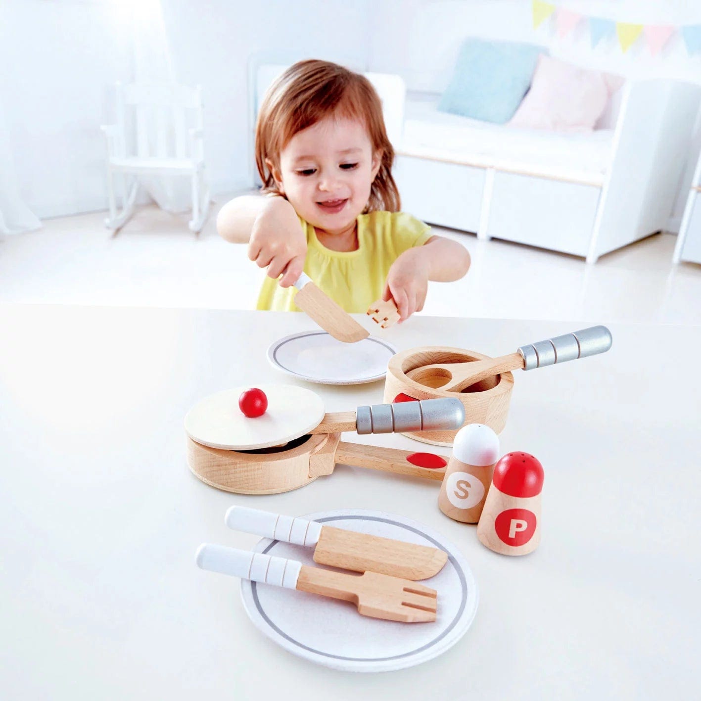 Hape Toys Cook & Serve Set