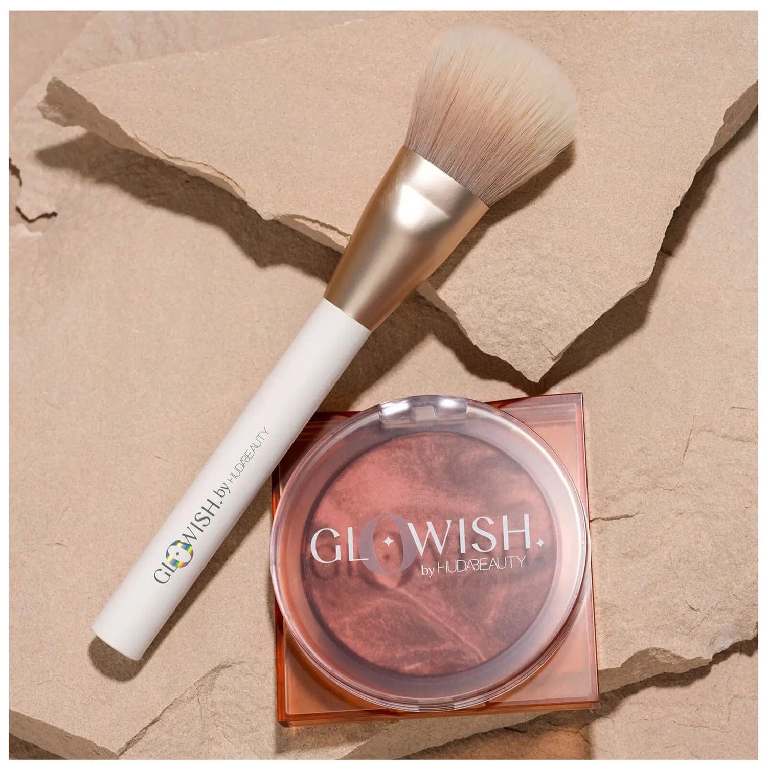 Huda Beauty Beauty Huda Beauty GloWish All Over Bronze Face Brush