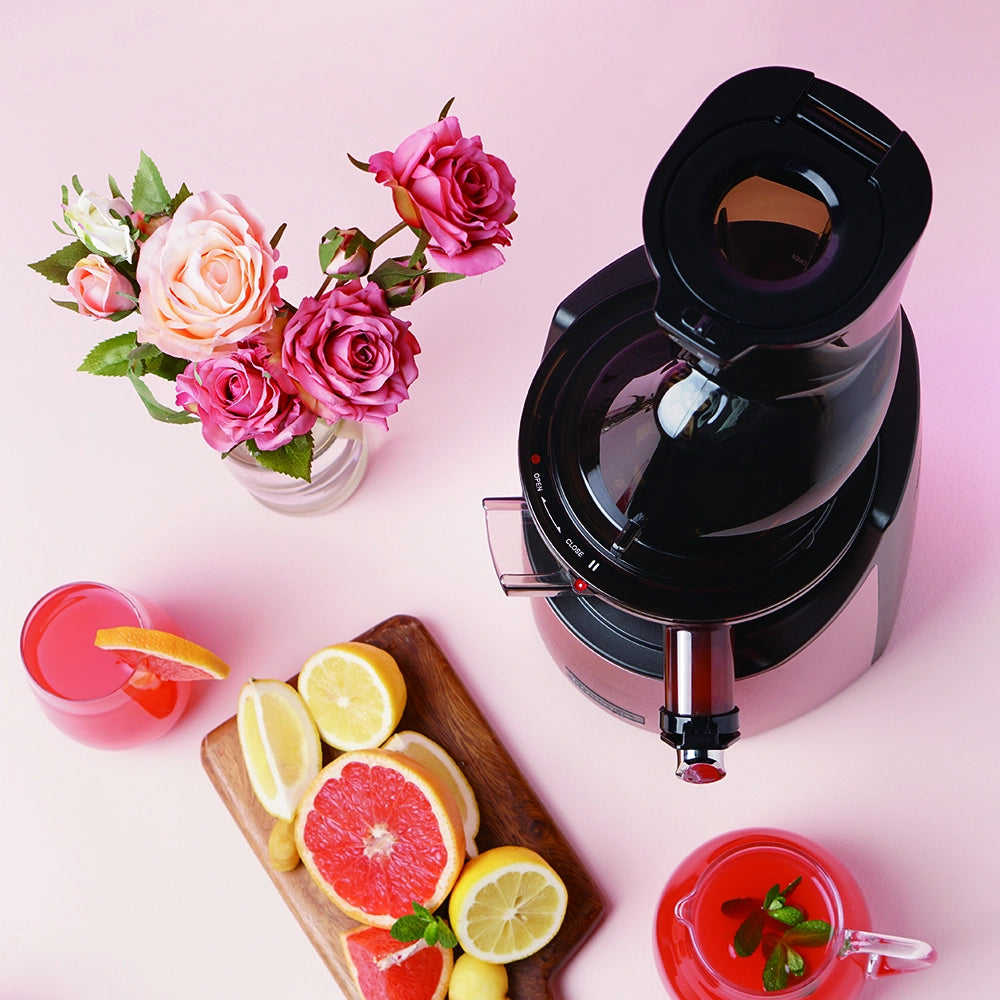 Kuvings EVO820 Whole Slow Juicer, Matte Red