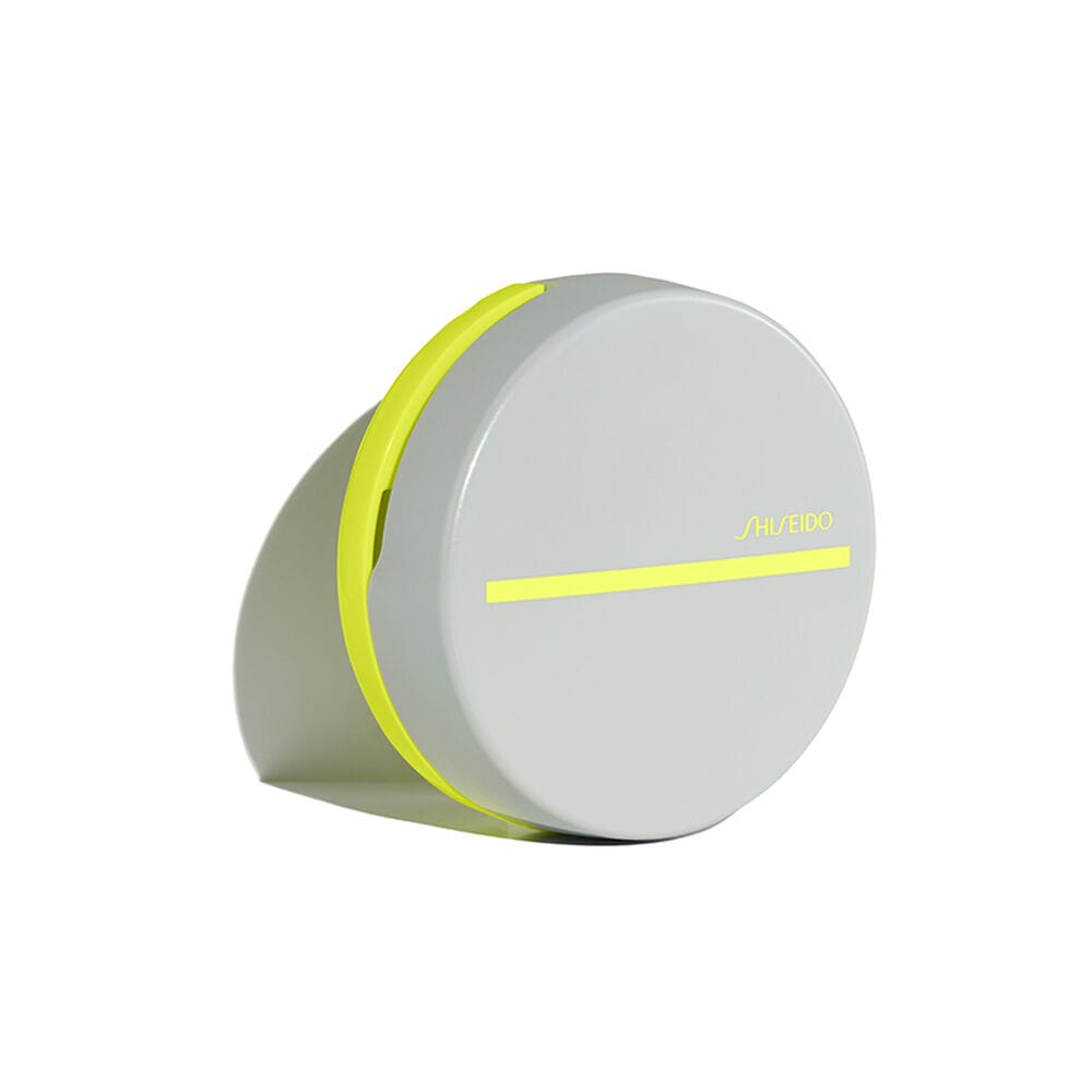 Shiseido Beauty Shiseido Sports BB Compact SPF 50 + Wetforce Sun Care With Color Medium