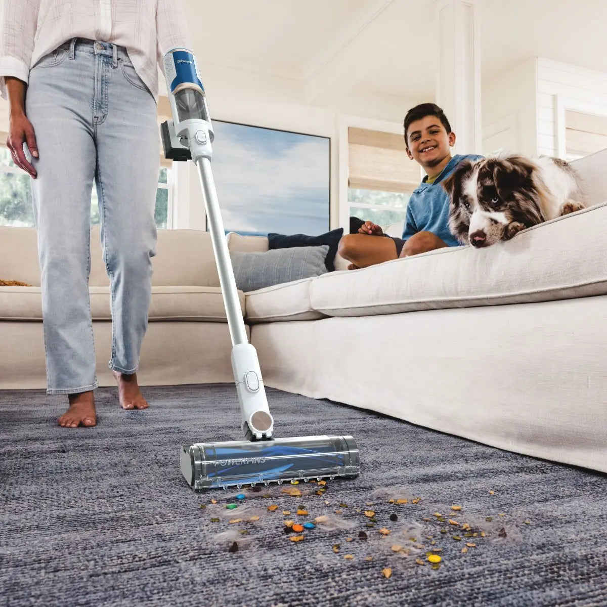 Shark Cordless Vacuum Cleaner & Auto-Empty System BU3521ME - White