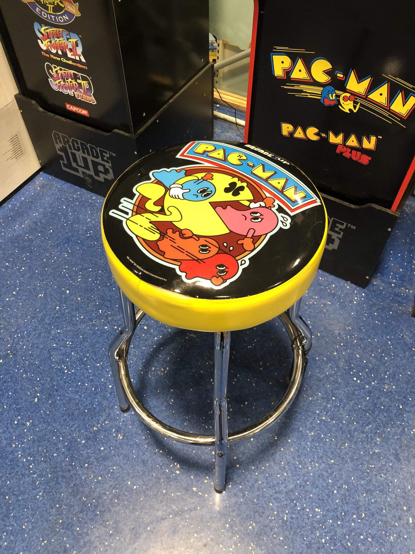 Arcade 1UP Gaming PAC-MAN™ Adjustable Stool