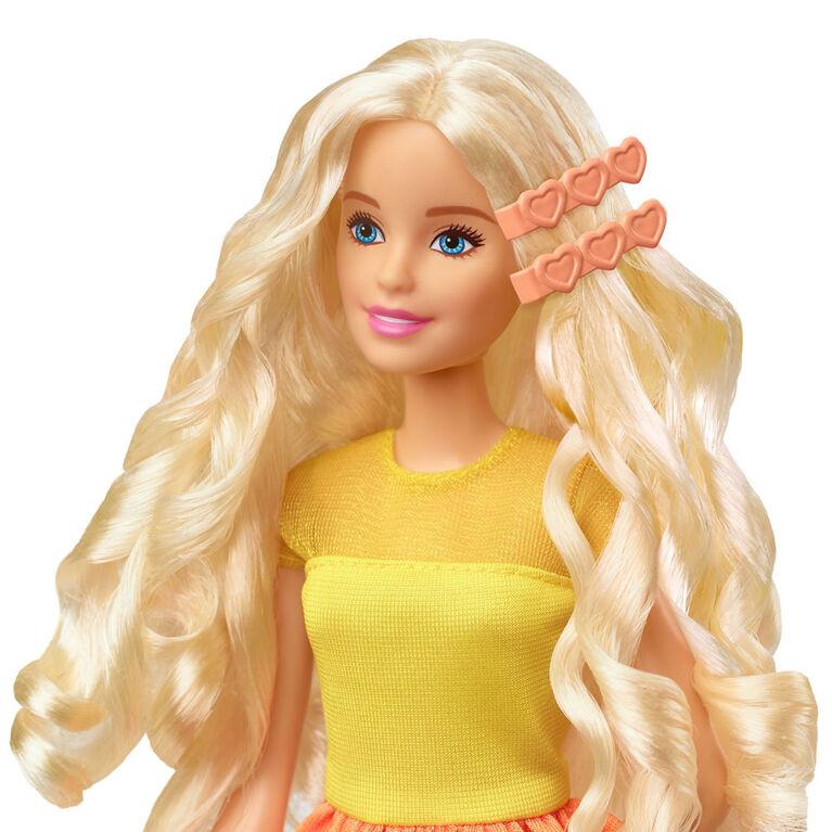 Barbie Ultimate Curls Blonde Doll and Hairstyling Playset