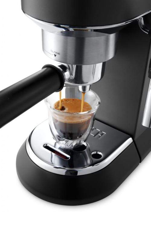 De'Longhi Appliances De'loghi Dedica Style Pump Espresso Coffee Machine Black  - EC685.BK