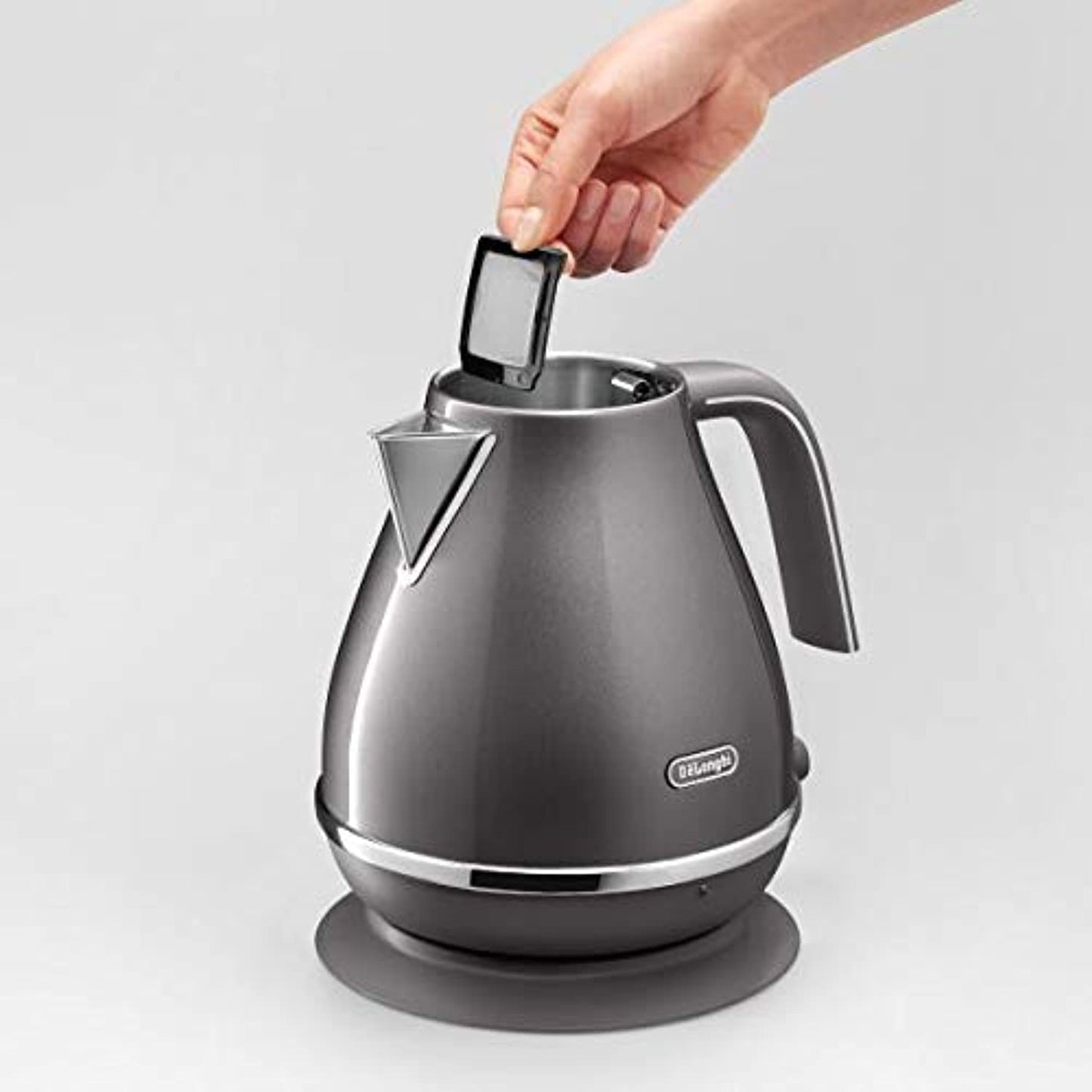 De'Longhi Appliances De'Longhi Icona Metallics Kettle 1.7L KBOT3001 Grey