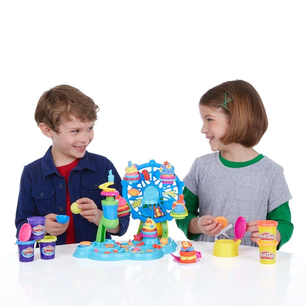 Hasbro Toy Play-Doh Cup Cake Celebration