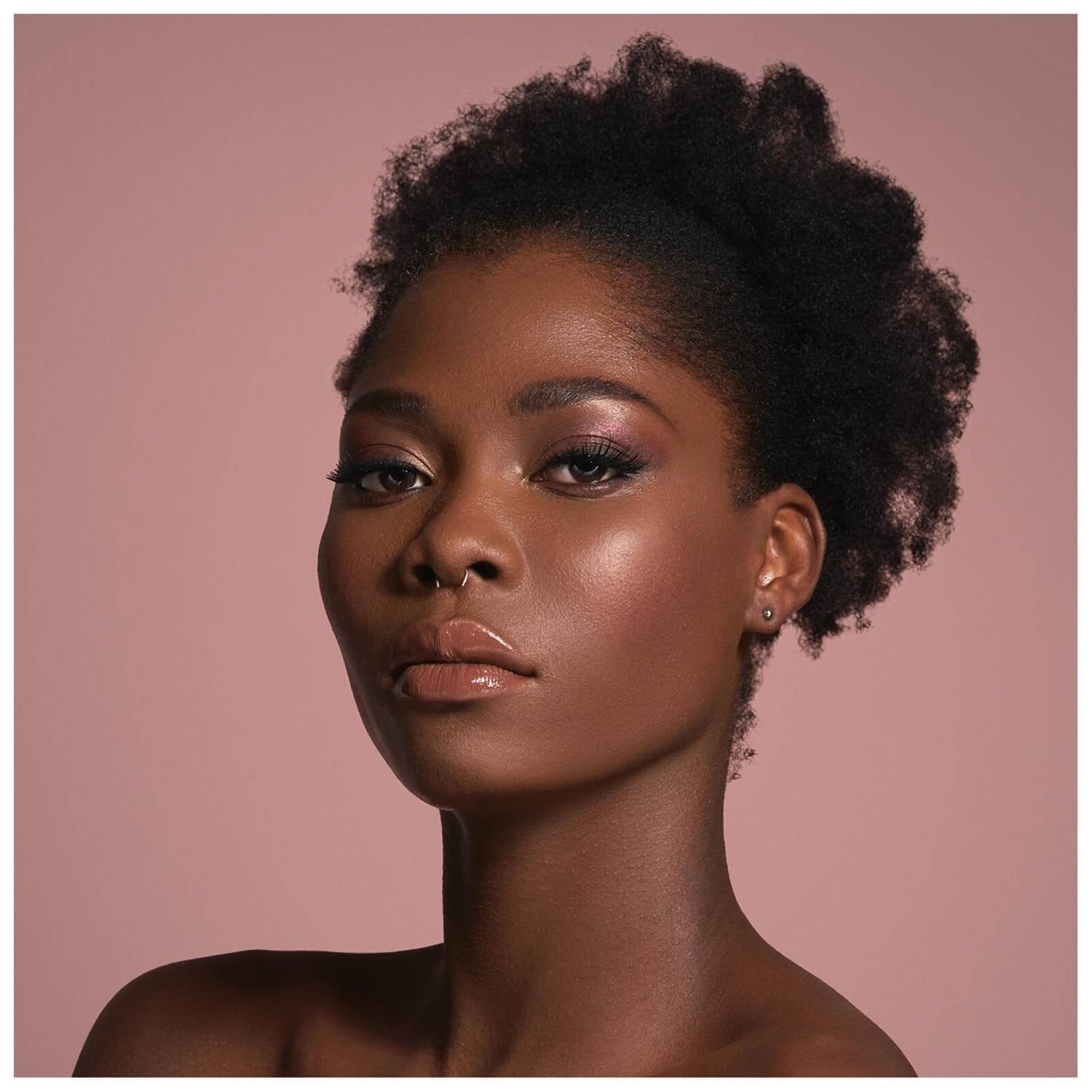 Huda Beauty Beauty Huda Beauty #FauxFilter Luminous Matte Liquid Foundation - 520G Nutmeg