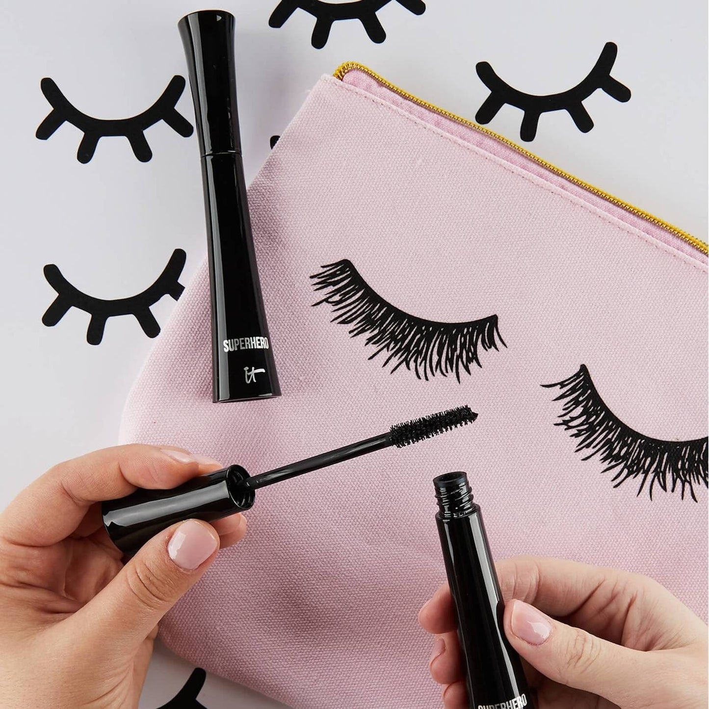 IT COSMETICS Beauty IT Cosmetics Superhero Mascara - Black